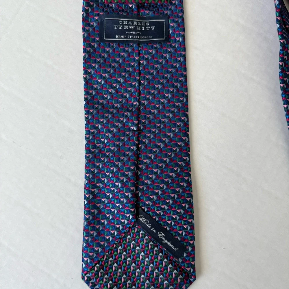 CHARLES TYRWHITT  100% Silk Charles Multi Color Tie - Made in England
